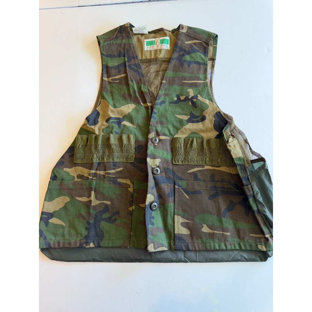 Game Winner Sportswear Mens Camo Hunting Vest Medium Woodland Camouflage Shell